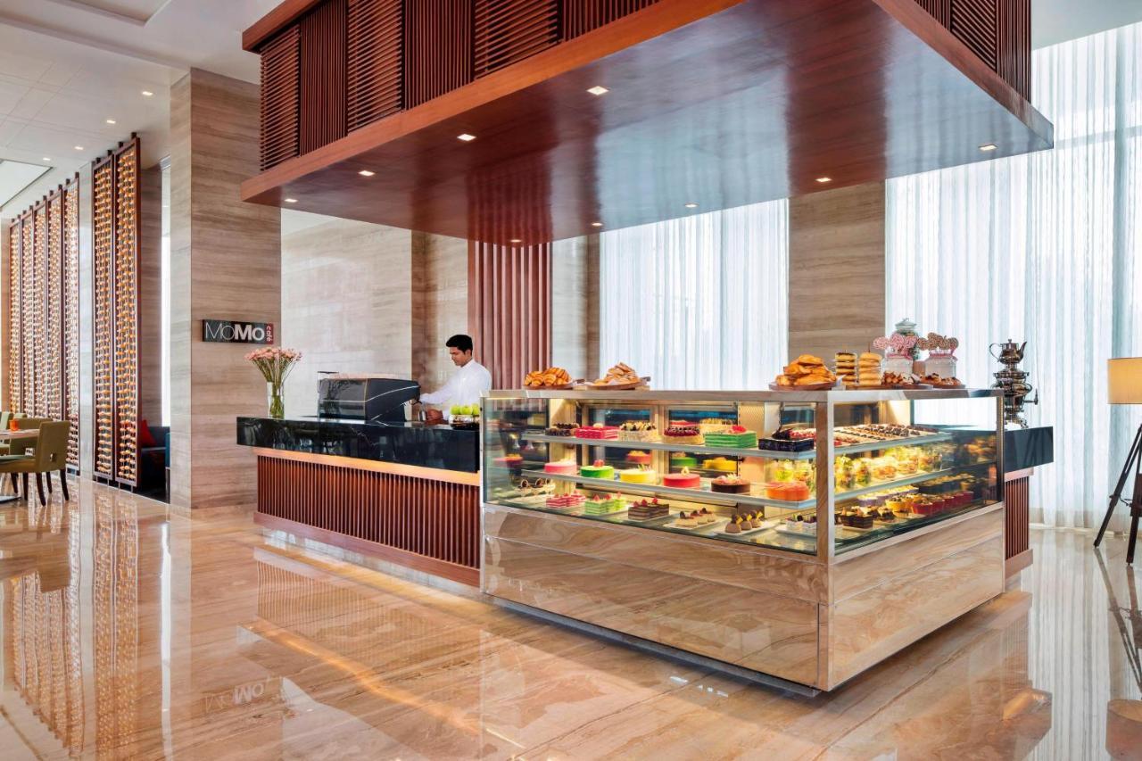 Courtyard By Marriott Bengaluru Outer Ring Road Hotel Esterno foto